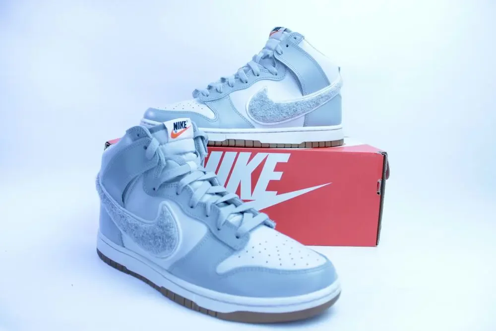 Nike Men's Dunk High 'Chenille Swoosh - Light Smoke Grey' sz M 10 DR8805 003